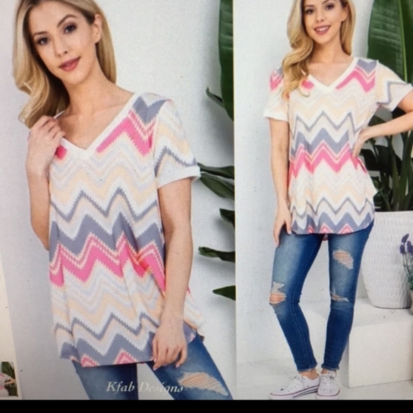 🆕Chevron style Tee - Picture 4 of 4